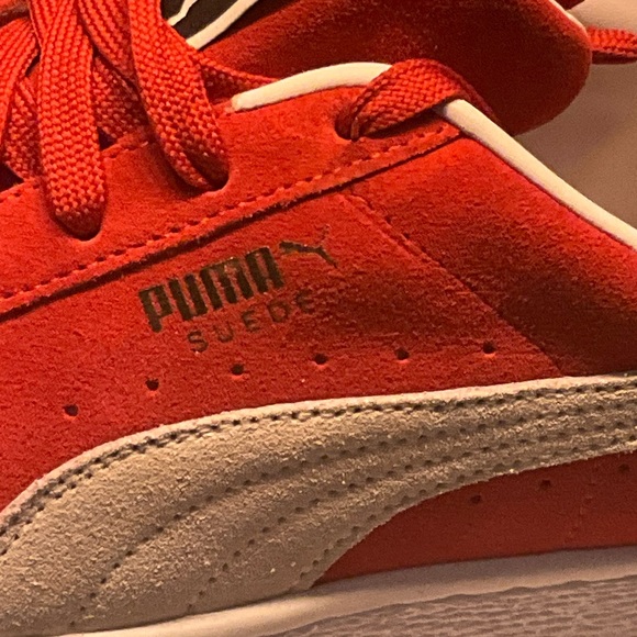 PUMA Red White Suede Classic XXI Leather Shoes 11.5 like New - Picture 10 of 15